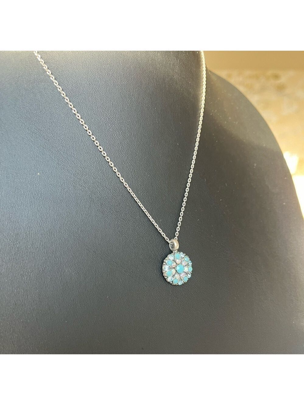 Necklace - Picture 4 of 4